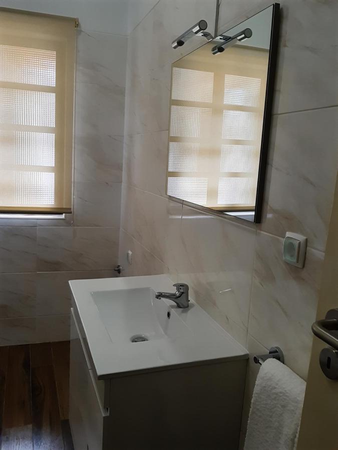 Alojamento Ferreira - Apartamento B Lägenhet Santiago do Cacém Exteriör bild