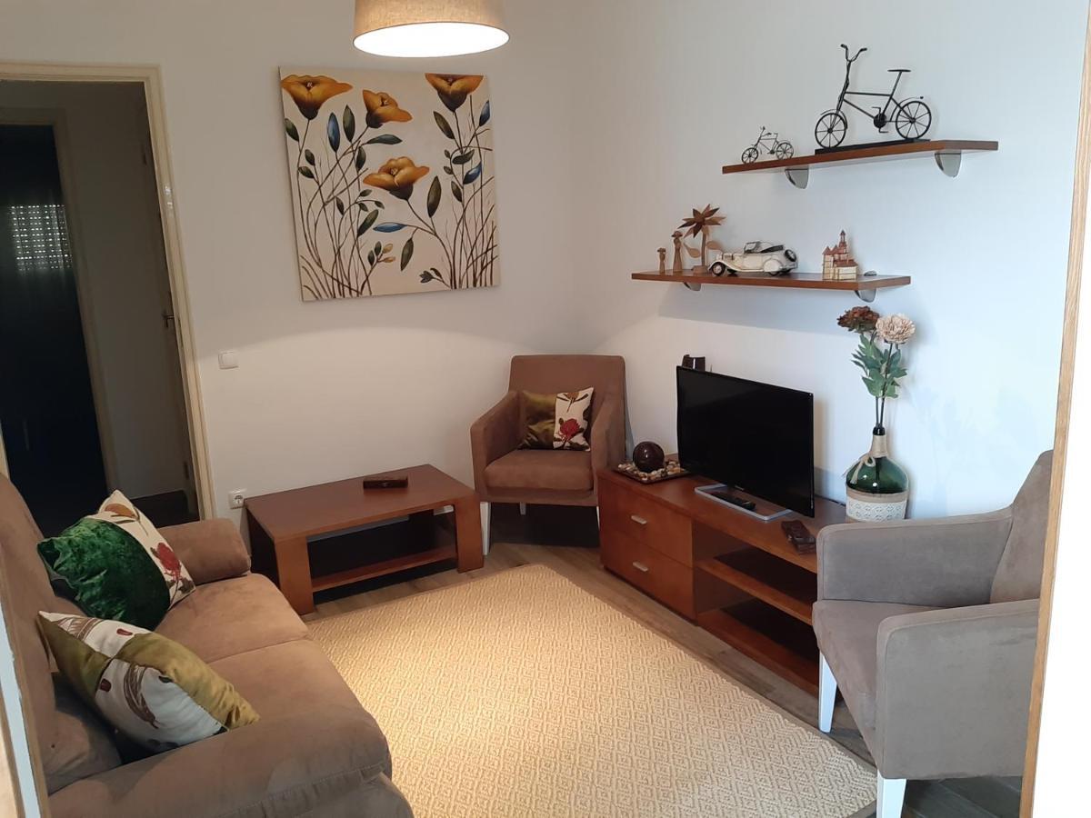 Alojamento Ferreira - Apartamento B Lägenhet Santiago do Cacém Exteriör bild